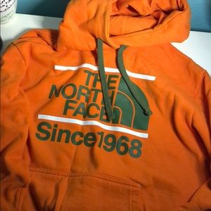 The North Face sweater hoodie men’s large